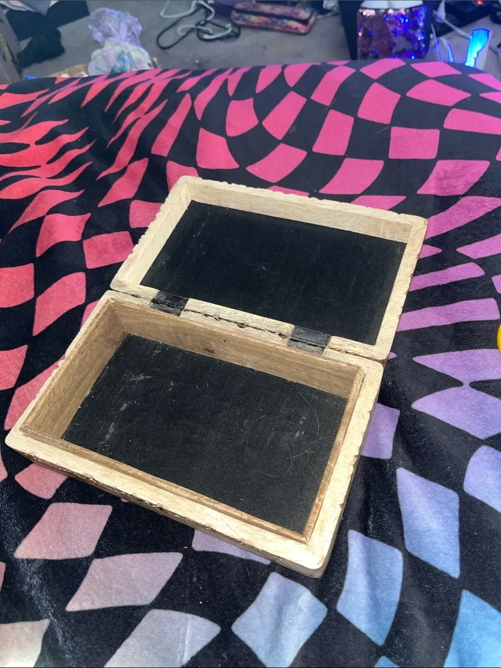✨RARE!Antique Wooden Jewelry Box w/ Black Velvet Lining!VERY OLD &STILL AMAZING!